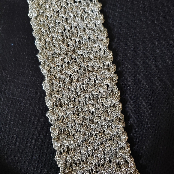 Statement Mesh/Chainmail Bib-style necklace - Picture 2 of 6